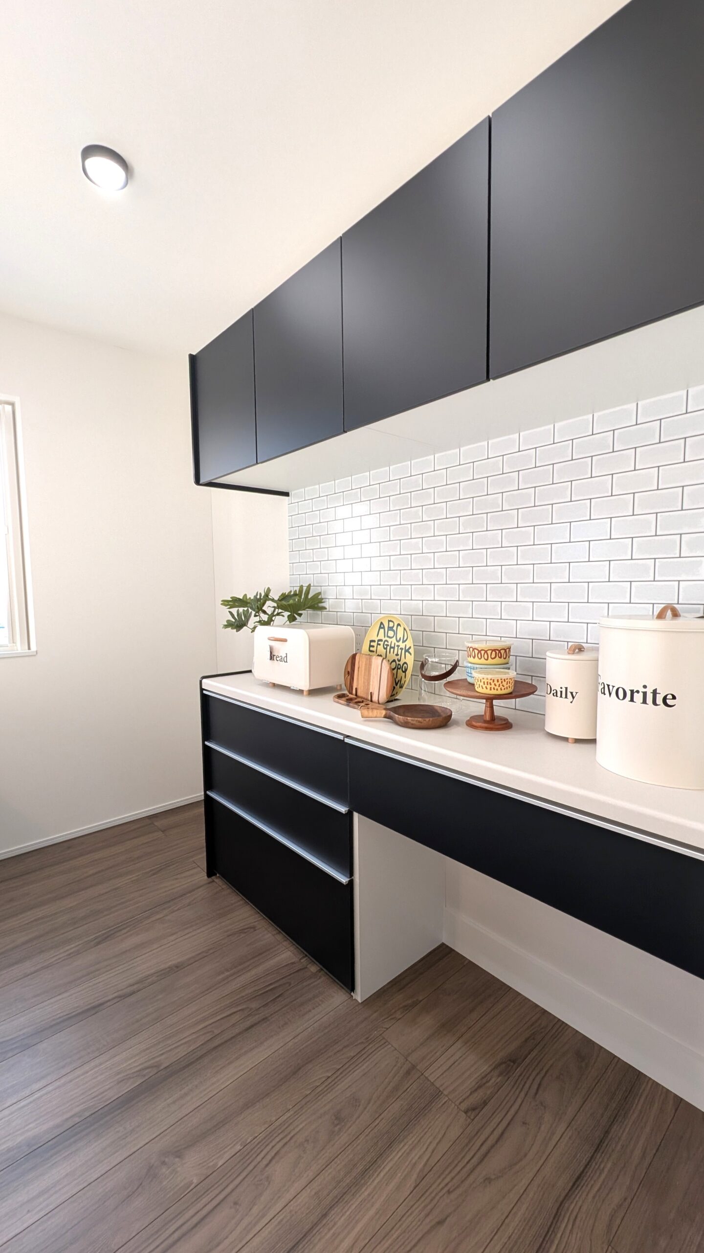 近藤工務店｜中標津・釧路で高性能な新築注文住宅を取り扱う工務店の【釧路市鳥取北5丁目】スタイリッシュな平屋を先行販売中！収納充実で快適を叶える暮らしのギャラリー