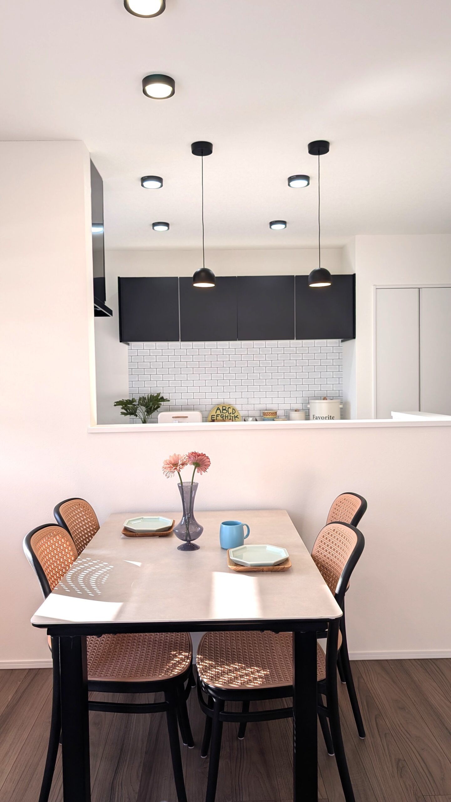 近藤工務店｜中標津・釧路で高性能な新築注文住宅を取り扱う工務店の【釧路市鳥取北5丁目】スタイリッシュな平屋を先行販売中！収納充実で快適を叶える暮らしのギャラリー